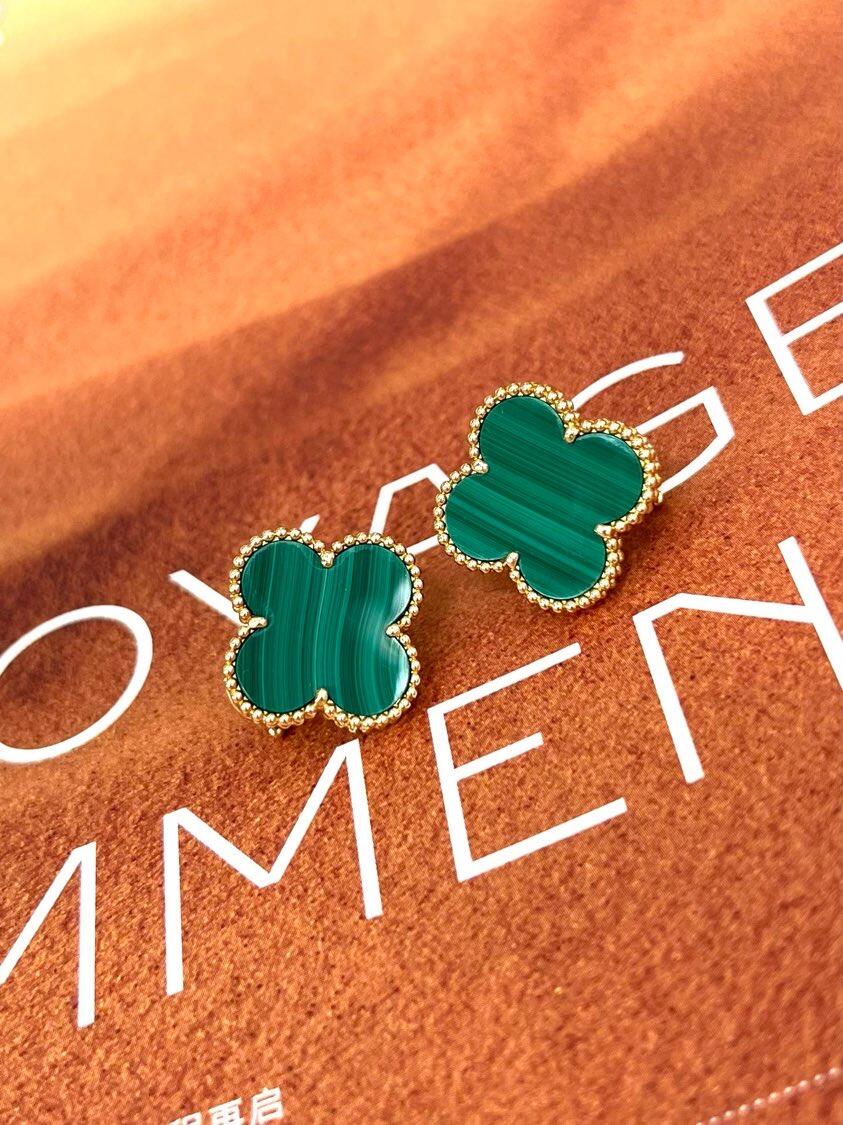 [⭐Maelin] CLOVER LARGE (20mm) 1 MOTIFS GREENER MOP STUD EARRINGS