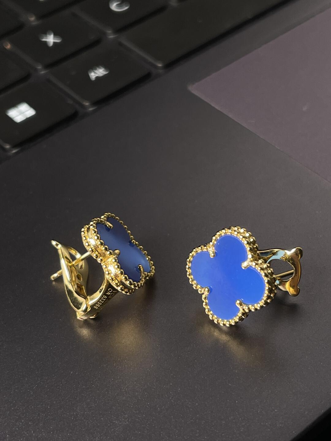[⭐Maelin] CLOVER LARGE (20mm) 1 MOTIFS BLUE MOP STUD EARRINGS