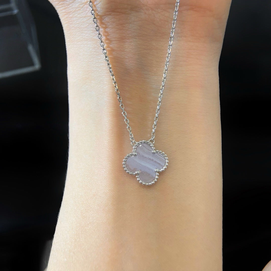 [⭐Maelin]CLOVER 15MM BLUE CHALCEDONY NECKLACE SILVER