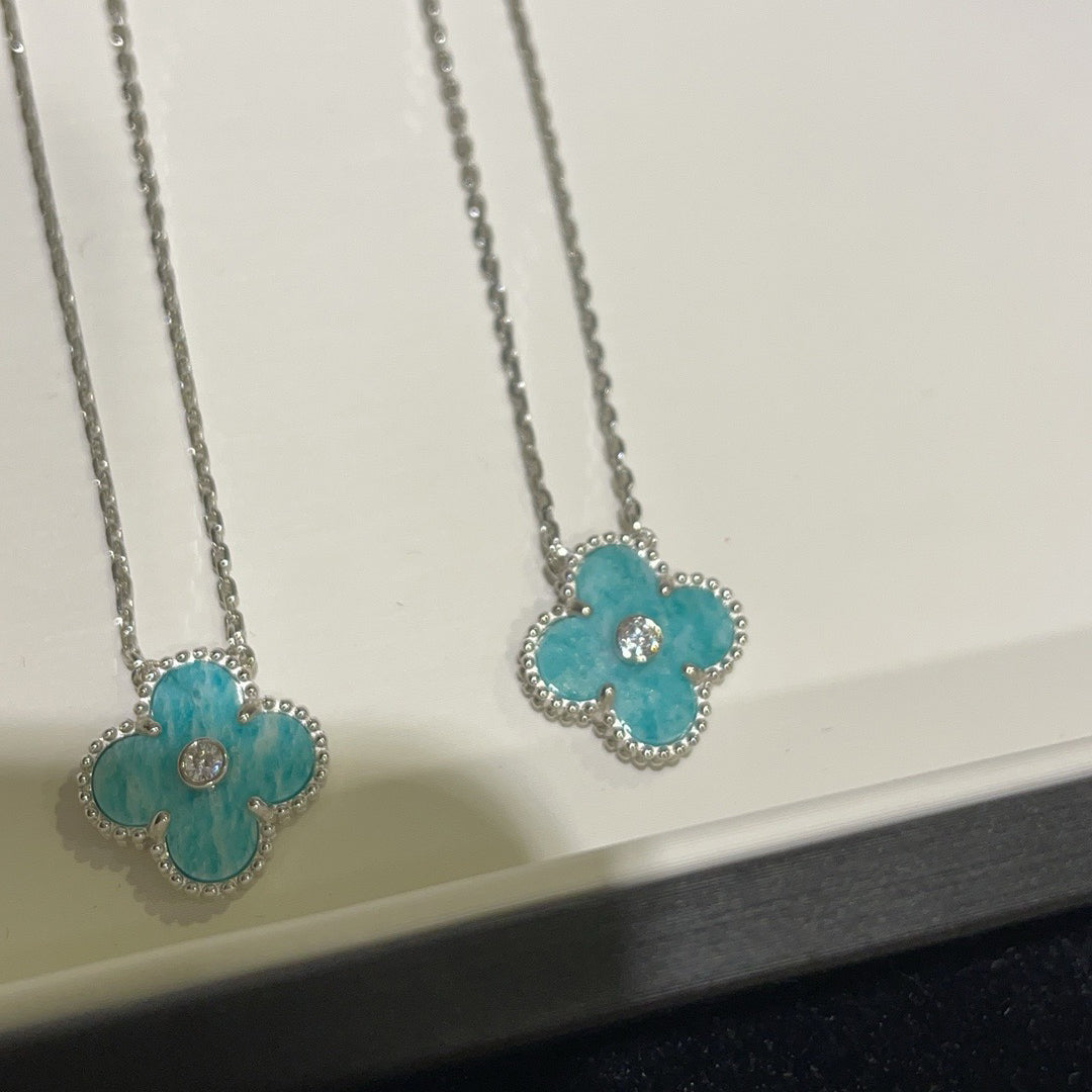 [⭐Maelin]CLOVER 15MM DIAMOND SVRES PORCELAIN  NECKLACE SILVER