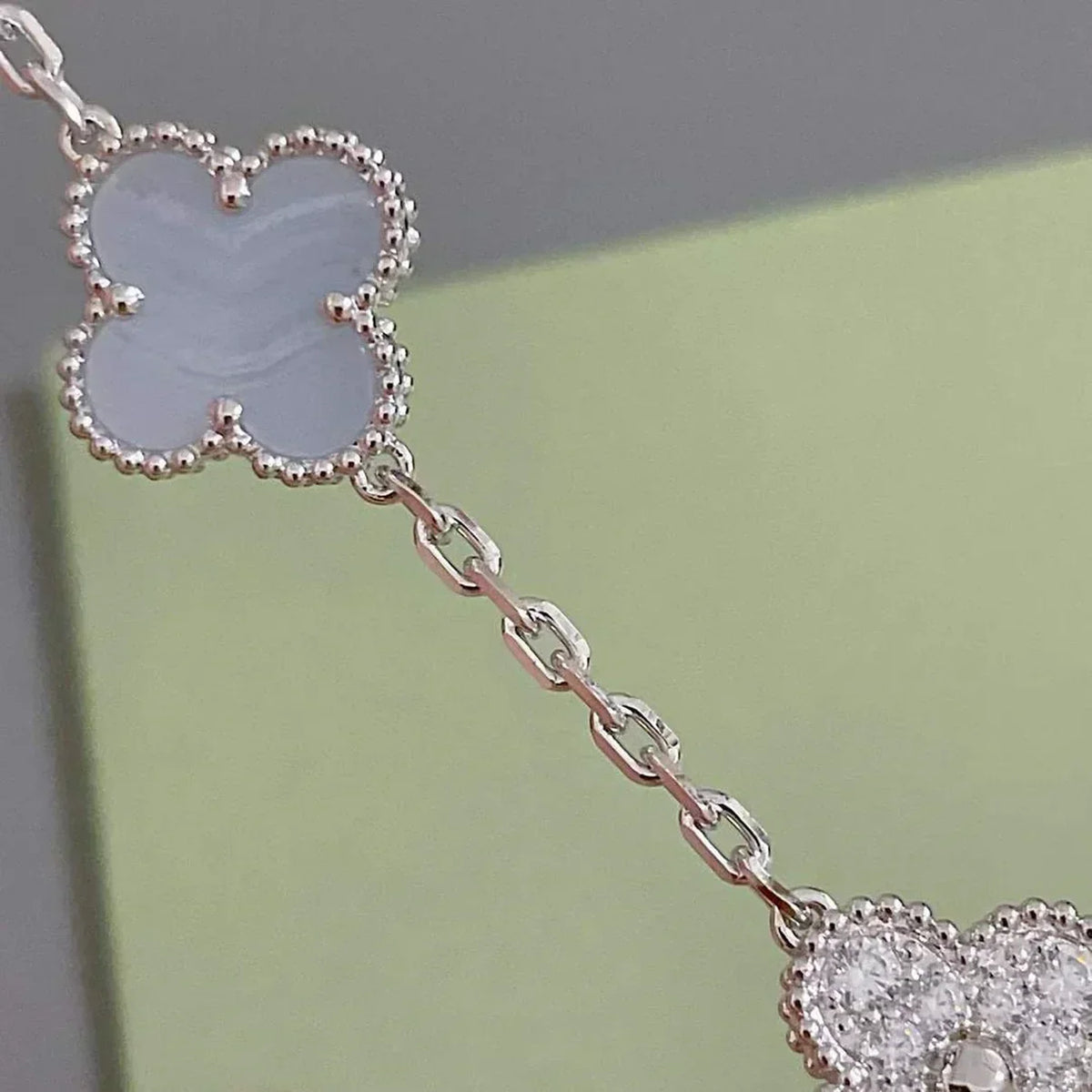 [⭐Maelin] CLOVER 5 MOTIF PURPLE CHALCEDONY BRACELET COLLECTION