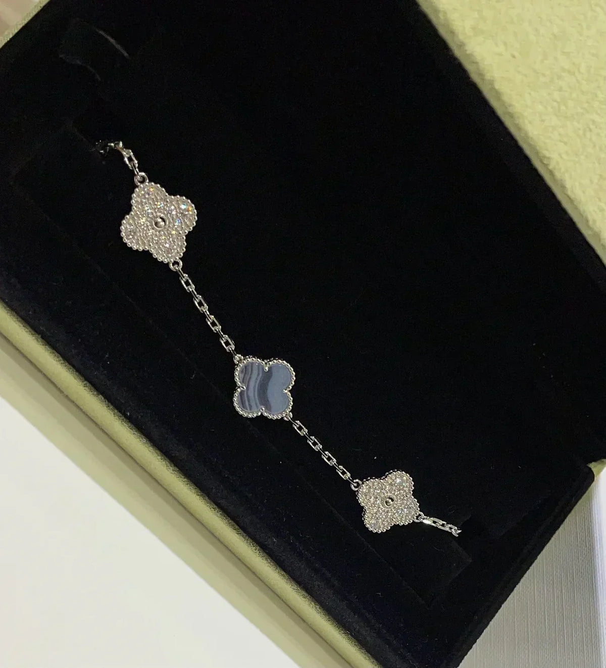 [⭐Maelin] CLOVER 5 MOTIF PURPLE CHALCEDONY BRACELET COLLECTION