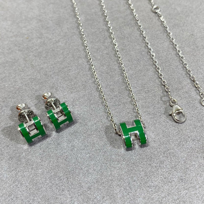 [⭐Maelin]POP H GREEN NECKLACE SILVER AND GOLD
