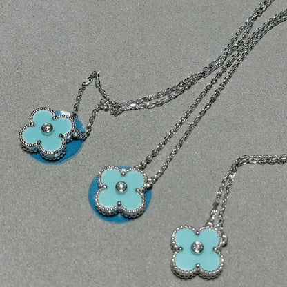 [⭐Maelin]CLOVER 1 DIAMOND LIGHT BLUE SILVER NECKLACE