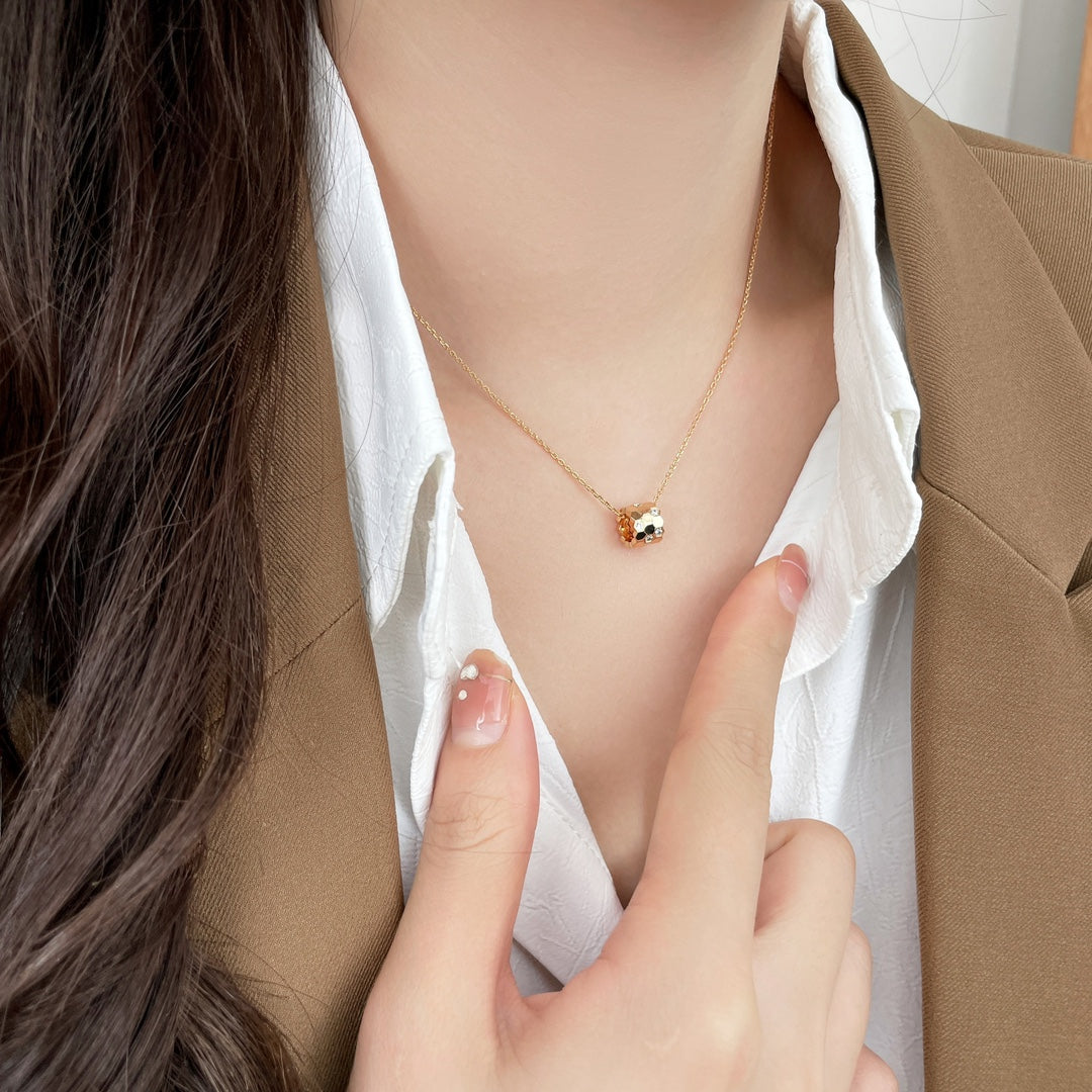 [⭐Maelin]BEE MINI PEDANT DIAMOND NECKLACE