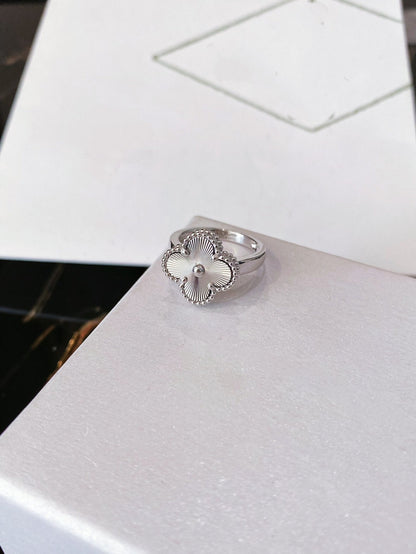 [⭐Maelin]CLOVER SILVER RING