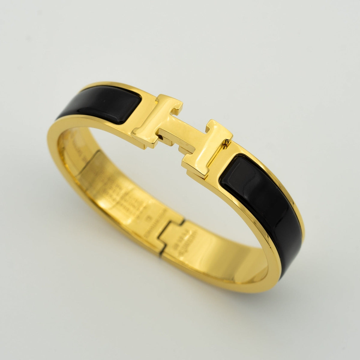 [⭐Maelin]H BLACK BRACELET