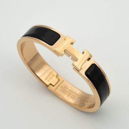 [⭐Maelin]H BLACK BRACELET