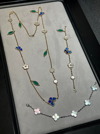 [⭐Maelin] 26 NEW CLOVER 15 MOTIFS LUCKY NECKLACE