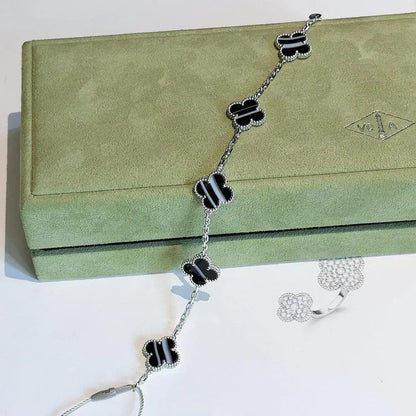 [⭐Maelin] CLOVER 5 MOTIF PULSAR STONE BRACELET COLLECTION