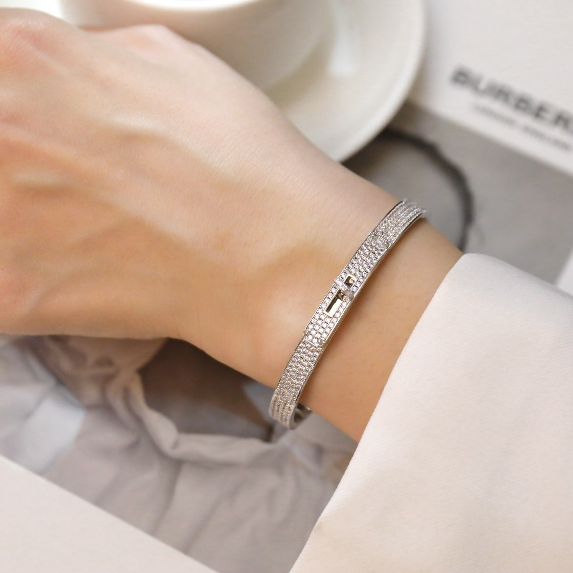 [⭐Maelin]KELLY BRACELET DIAMOND PAVED