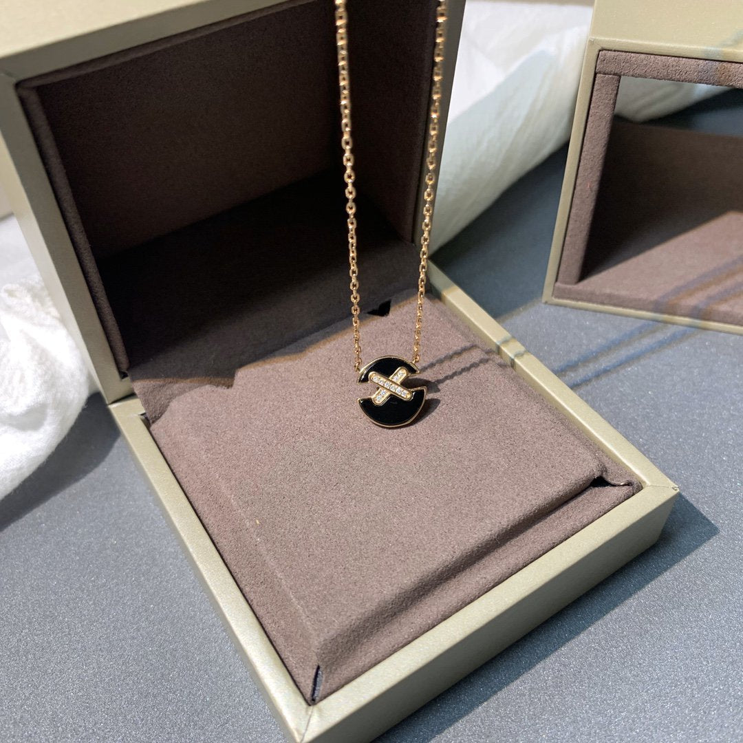 [⭐Maelin]JEUX DE PINK GOLD DIAMOND NECKLACE