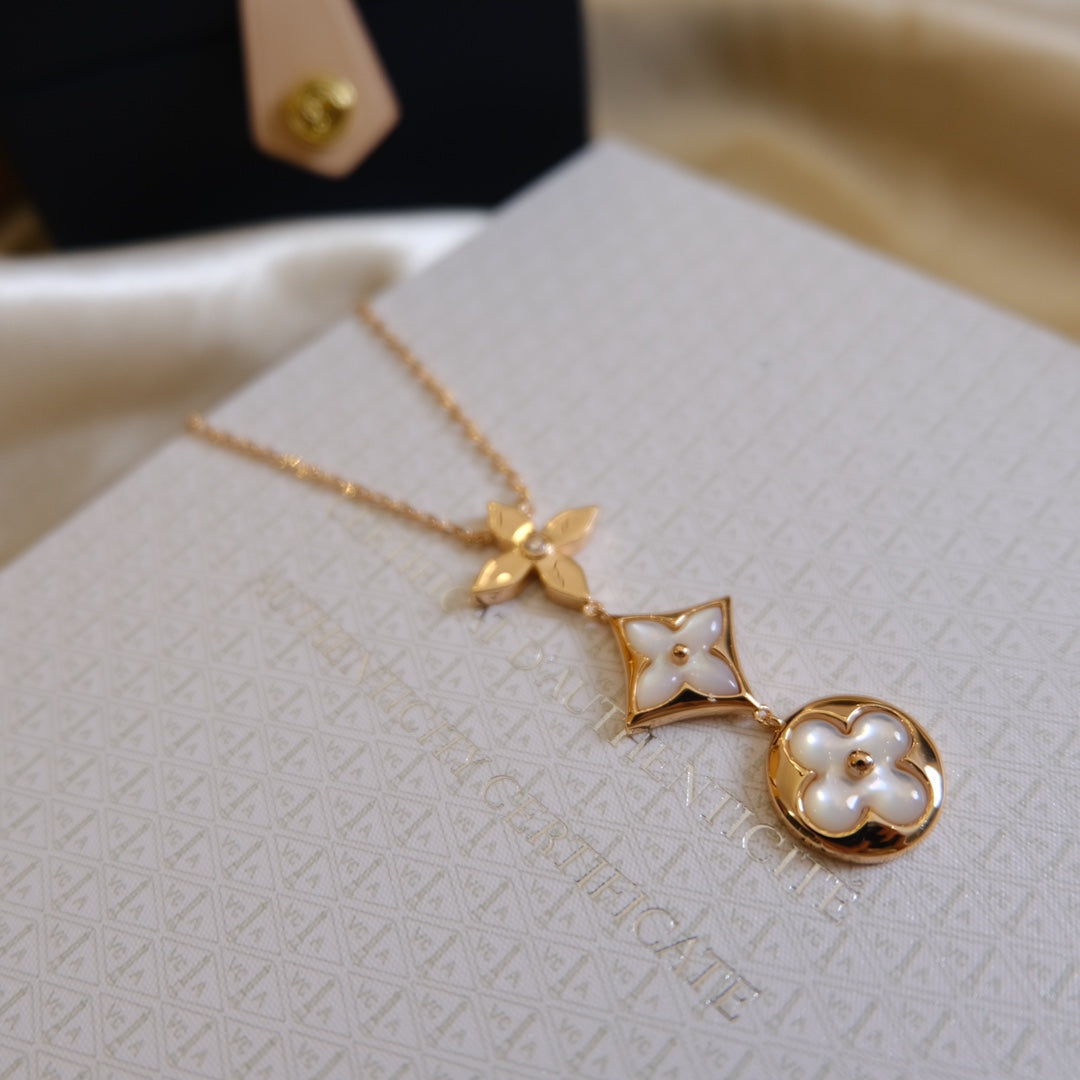 [⭐Maelin]COLOR BLOSSOM LARIAT NECKLACE PINK GOLD WHITE MOTHER PEARL AND DIAMOND