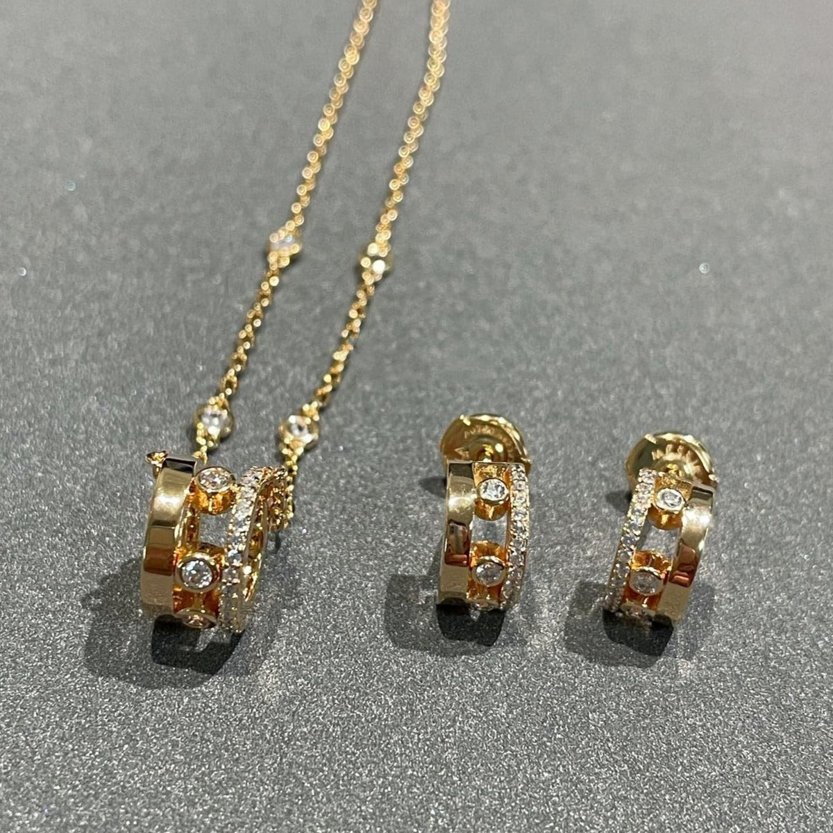 [⭐Maelin]CHAIN MOVE ROMANE PEDAND NECKLACE