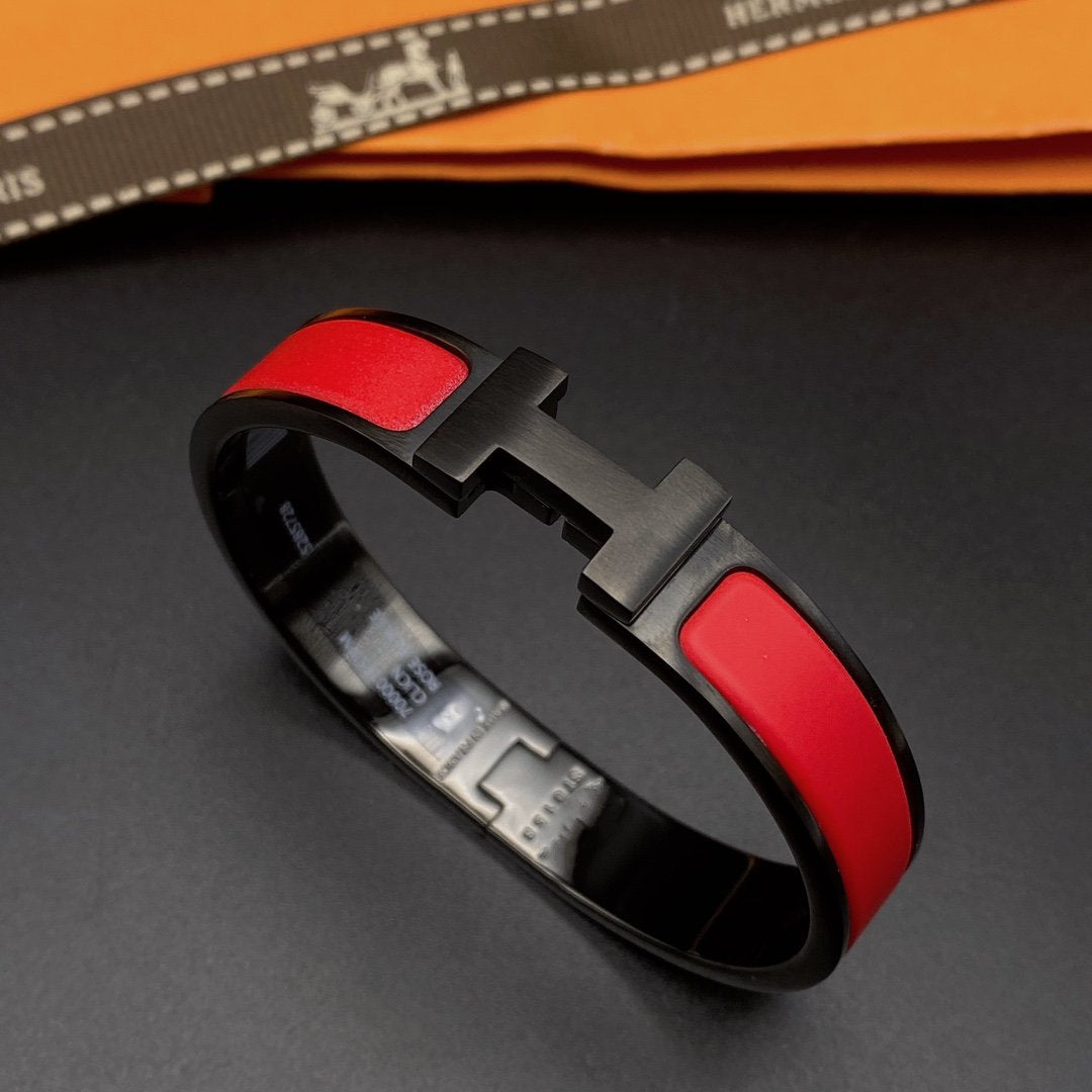 [⭐Maelin]CLIC HM SO BLACK RED BRACELET