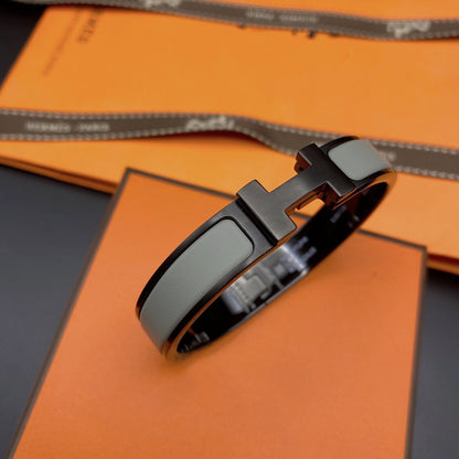 [⭐Maelin]CLIC HM SO BLACK GREY BRACELET
