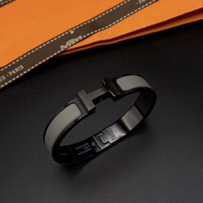 [⭐Maelin]CLIC HM SO BLACK GREY BRACELET