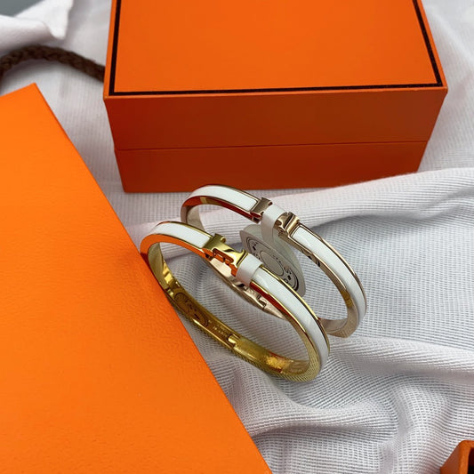 [⭐Maelin]CLASSIC HM CLIC WHITE 8MM ENAMEL BRACELET