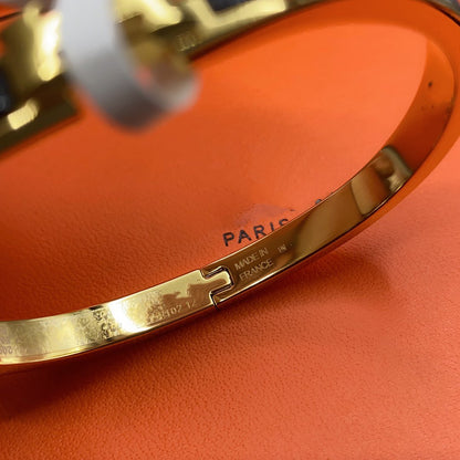 [⭐Maelin]CLASSIC HM CLIC BLACK 8MM ENAMEL BRACELET