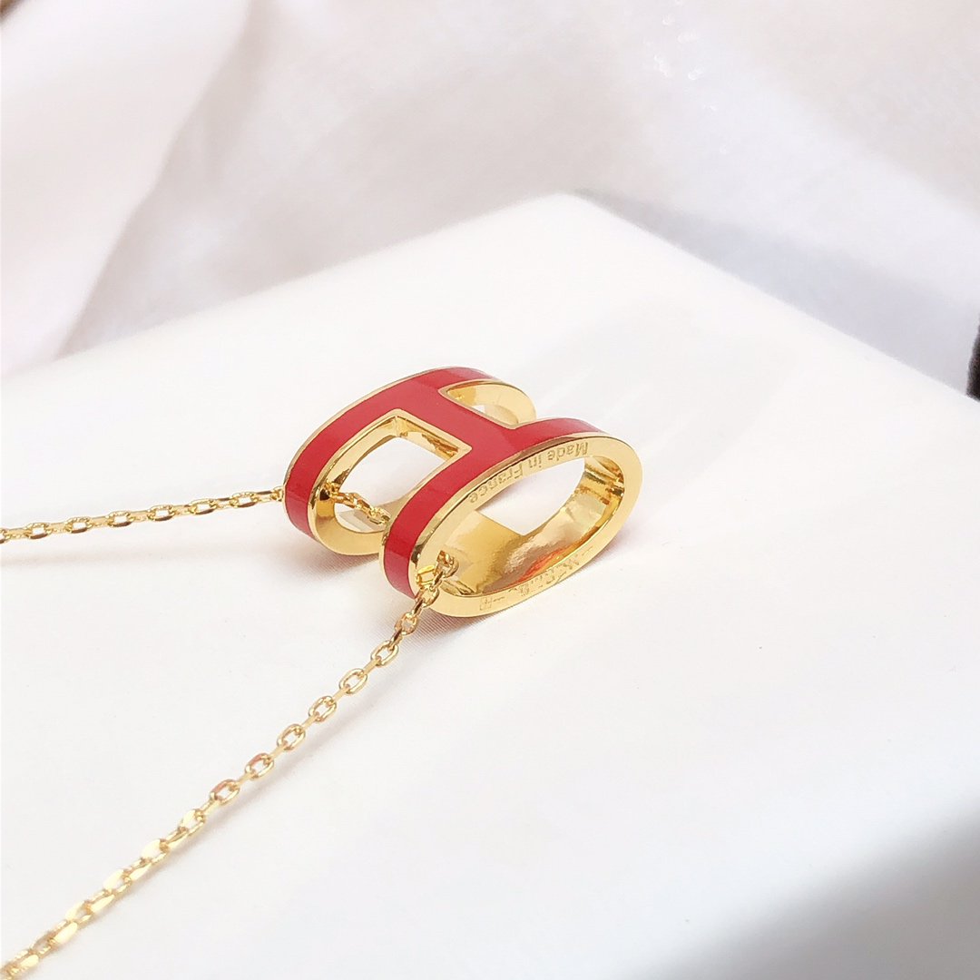 [⭐Maelin]HM CLIC RED ENAMEL GOLD NECKLACE