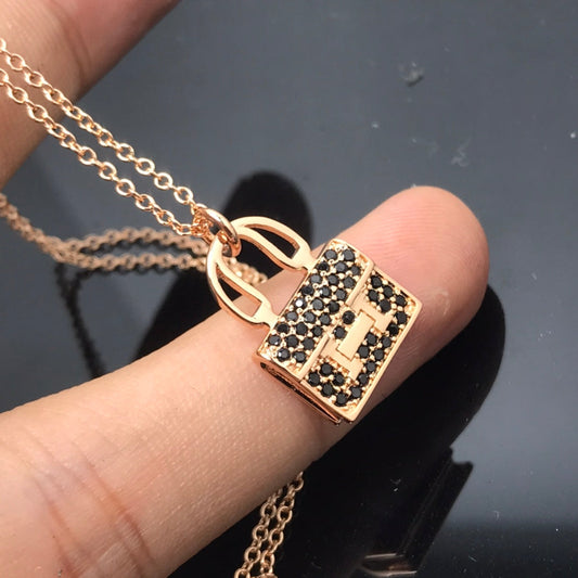 [⭐Maelin]HM NECKLACE ARRIVAL BLACK DIAMOND