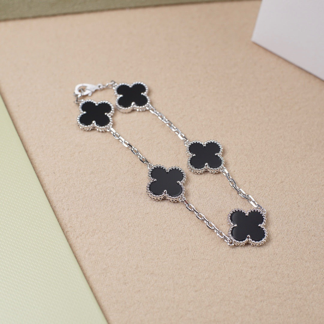 [⭐Maelin] CLOVER 5 MOTIF ONYXS BRACELET COLLECTION