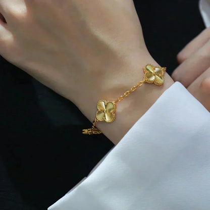 [⭐Maelin] CLOVER 5 MOTIF LASER BRACELET COLLECTION