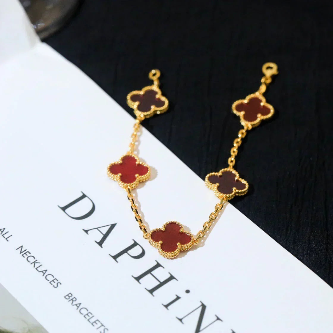 [⭐Maelin] CLOVER 5 MOTIF RED CORNELIAN BRACELET COLLECTION