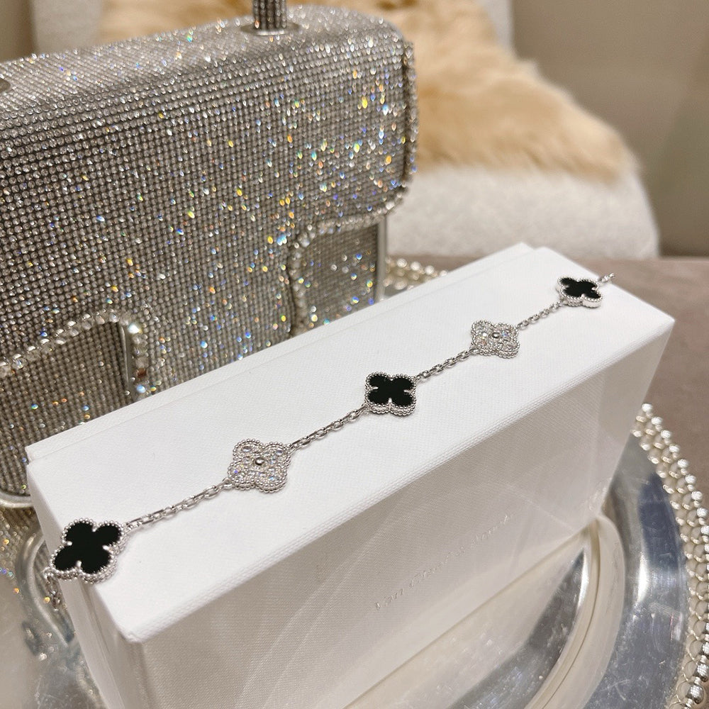 [⭐Maelin] CLOVER 5 MOTIF ONYXS BRACELET COLLECTION