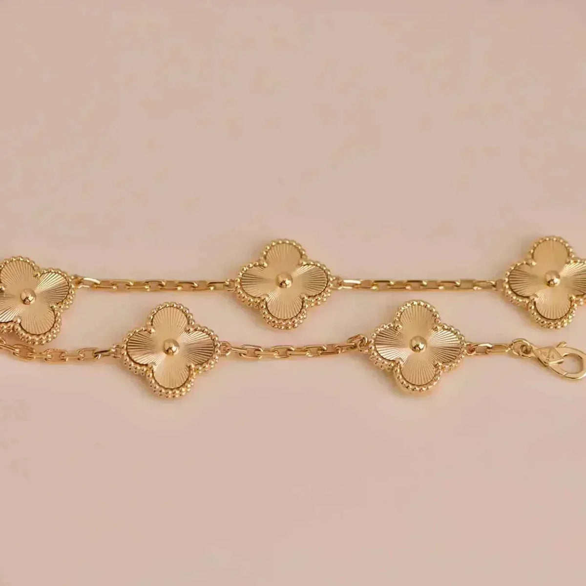 [⭐Maelin] CLOVER 5 MOTIF LASER BRACELET COLLECTION