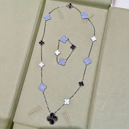[⭐Maelin]DETACHABLE CLOVER 15(11+4) FLOWER SILVER NECKLACE SET