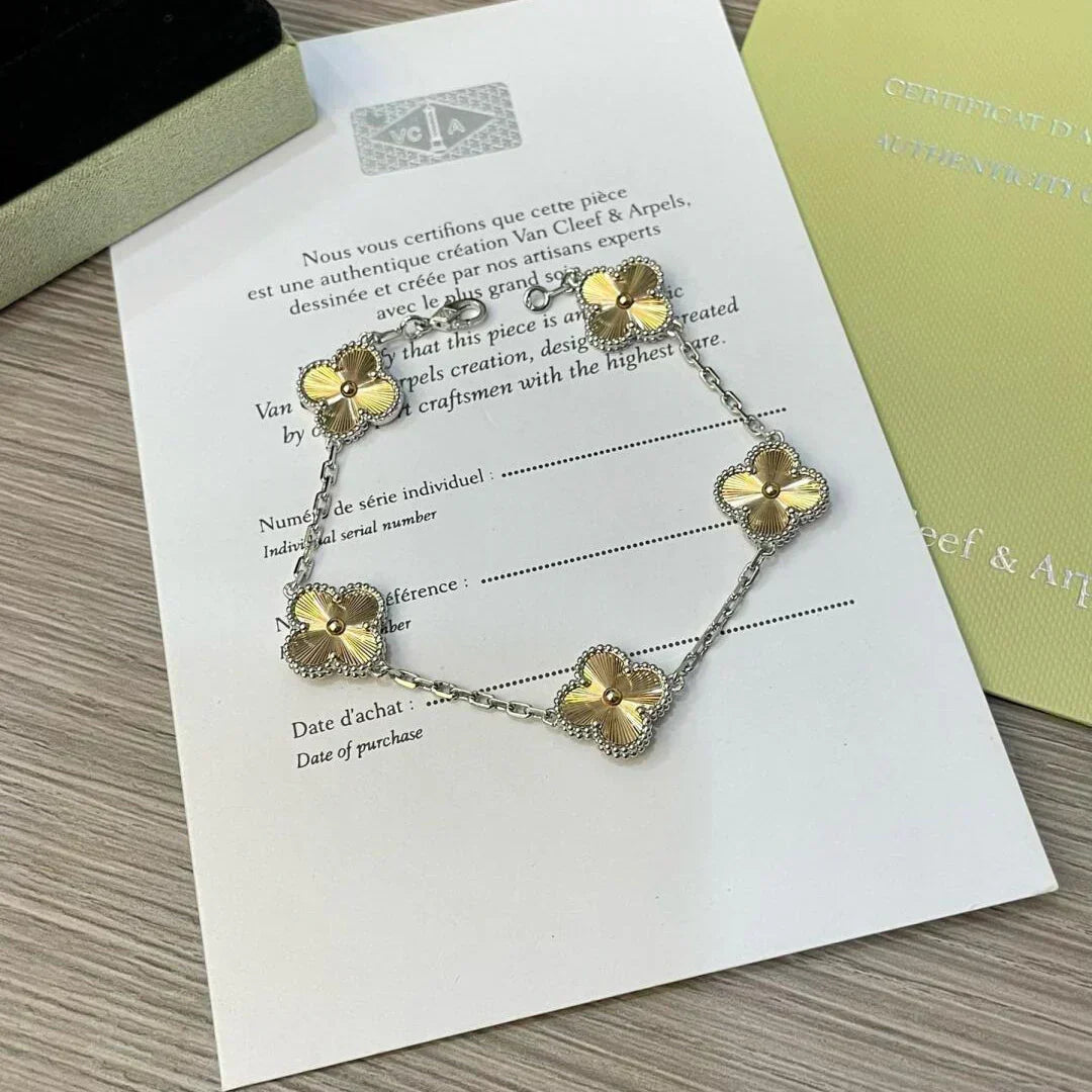 [⭐Maelin] CLOVER 5 MOTIF LASER BRACELET COLLECTION