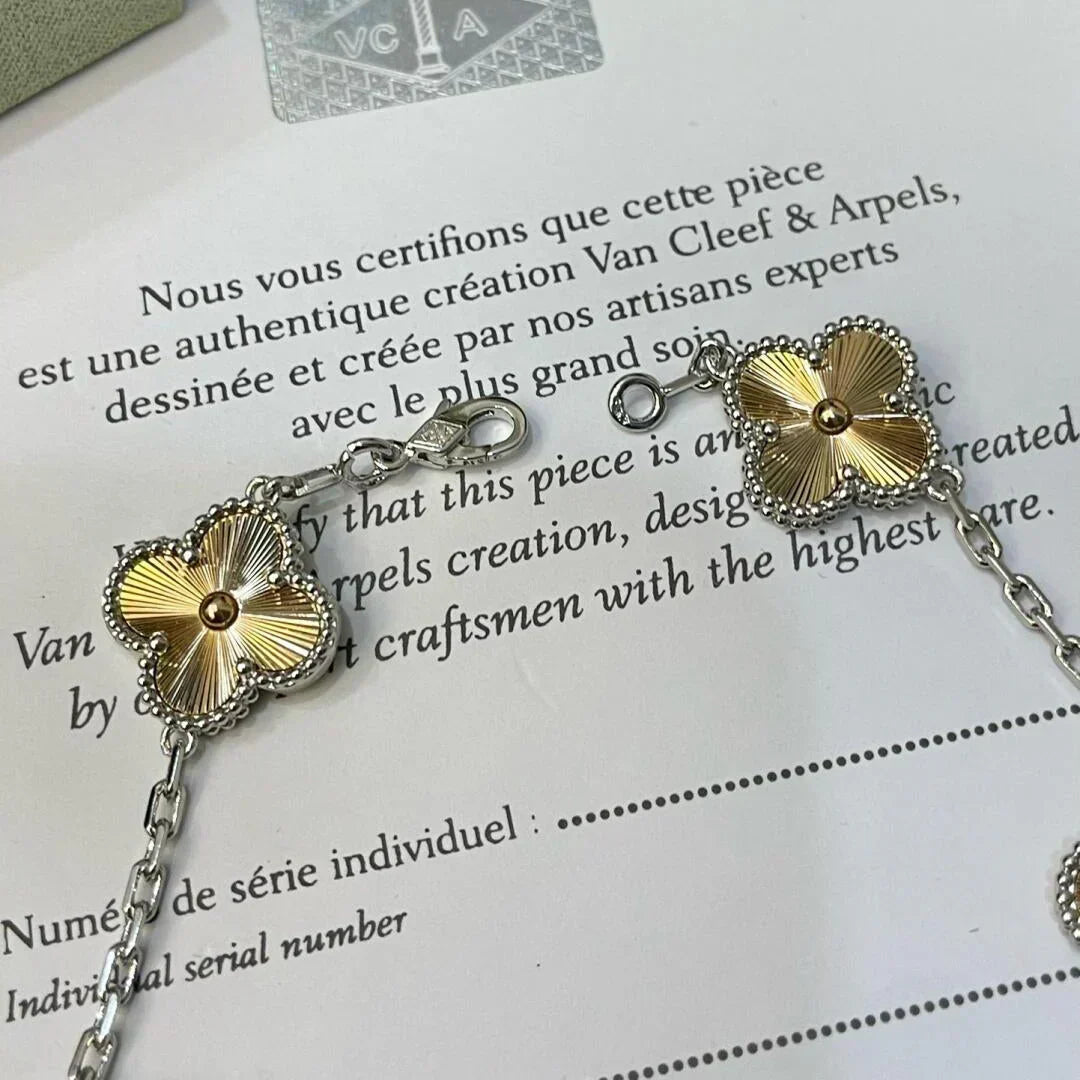 [⭐Maelin] CLOVER 5 MOTIF LASER BRACELET COLLECTION