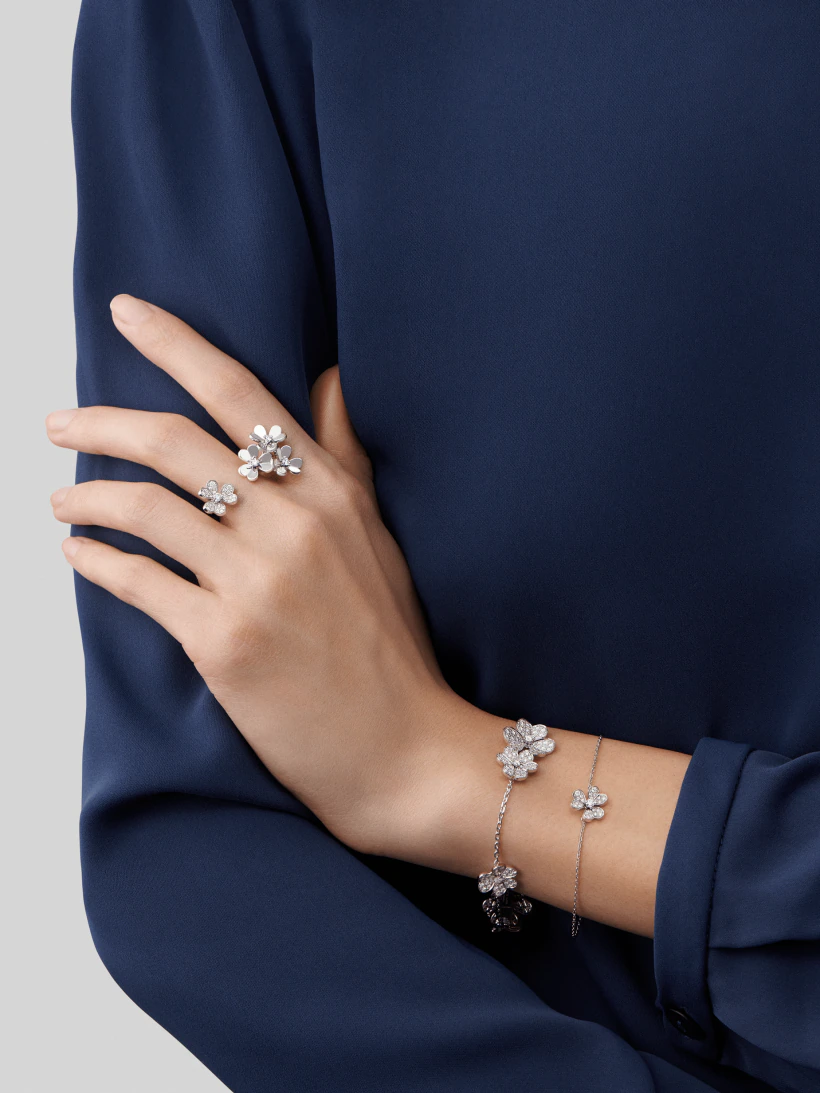 [⭐Maelin]FRIVOLE SILVER FLOWER DIAMOND BRACELET