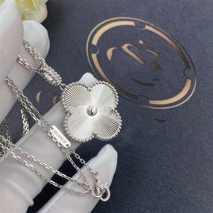 [⭐Maelin]CLOVER 25MM SILVER BIG CLOVER NECKLACE