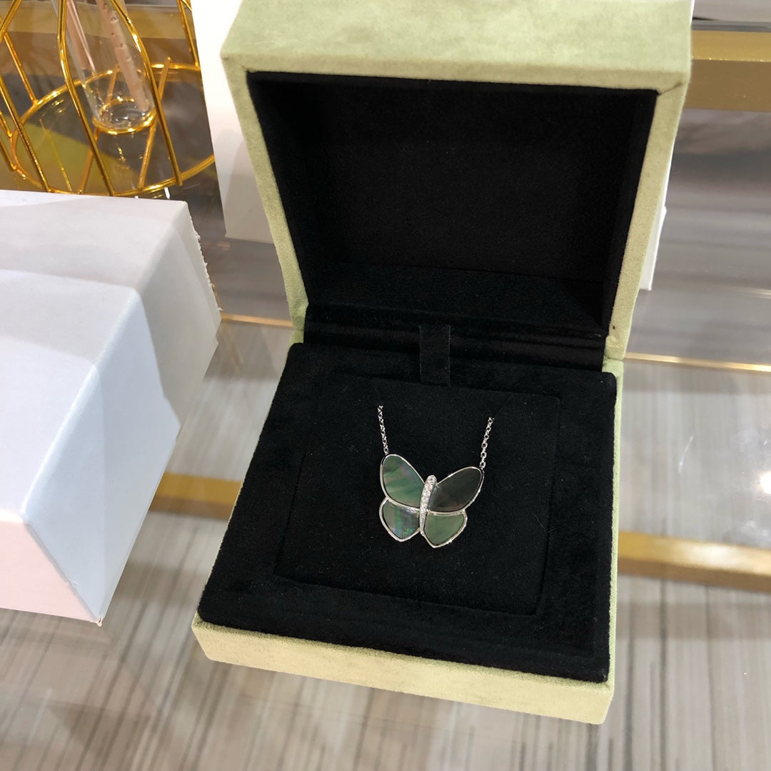 [⭐Maelin]LARGE BUTTERFLY SILVER PENDANT DIAMOND NECKLACE