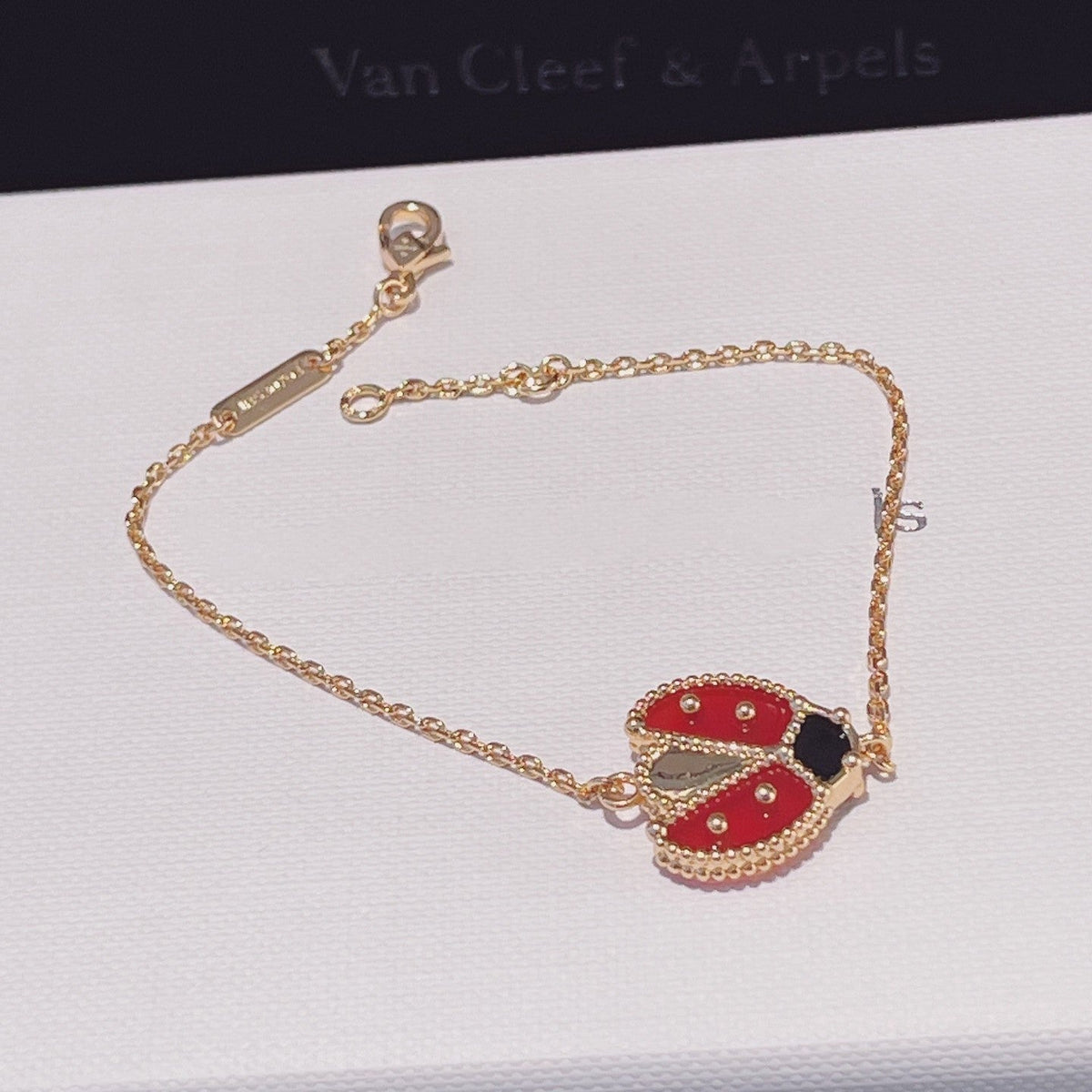[⭐Maelin]LUCKY SPRING 1 MOTIF PINK GOLD BRACELET